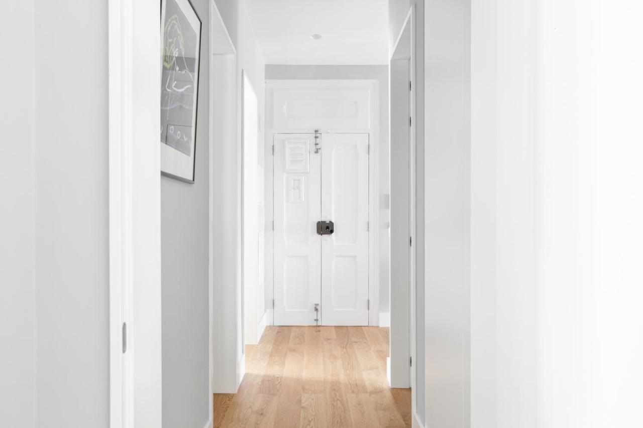Joivy Marvelous 3-Bed Home With Astonishing View And Terrace, Nearby St George Castle Lisboa Eksteriør bilde