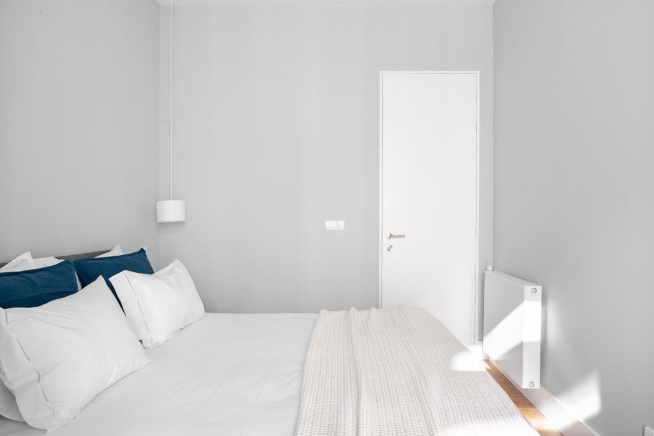 Joivy Marvelous 3-Bed Home With Astonishing View And Terrace, Nearby St George Castle Lisboa Eksteriør bilde